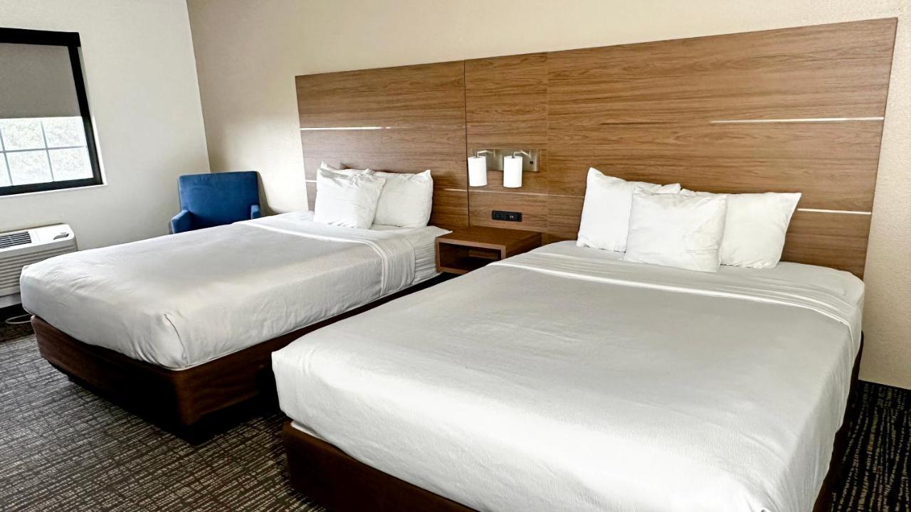Estherville Hotel & Suites Zewnętrze zdjęcie